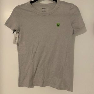 NWT Aritzia Sunday Best Alien T-shirt Size XS